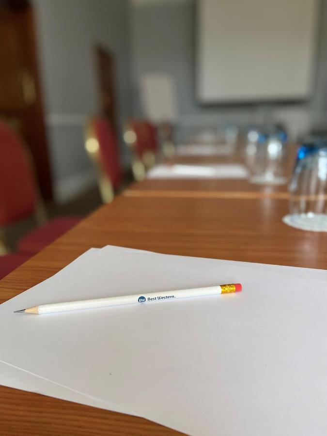 Best Western Ship Hotel Weybridge Esterno foto